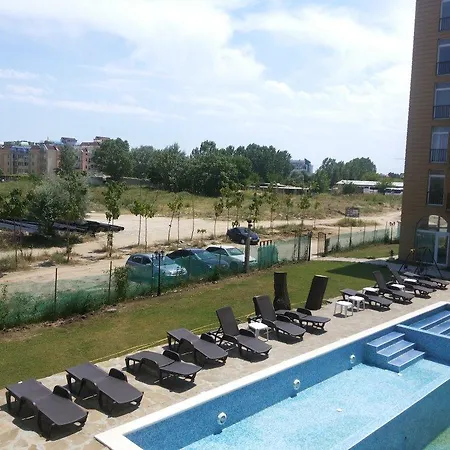 Sunny View South Apartment *